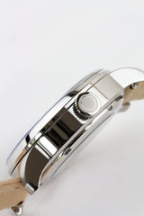 Ponctuel Auriga bleue, montre automatique 40mm, design intemporel avec mouvement Miyota et verre saphir.